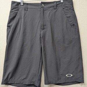 Oakley Men's Black Performance Shorts Size 32 Regular Fit Golf Outdoor